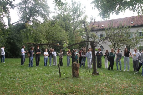 Erster Schultag á la Romano Guardini FOS Speeddating zum Kennenlernen